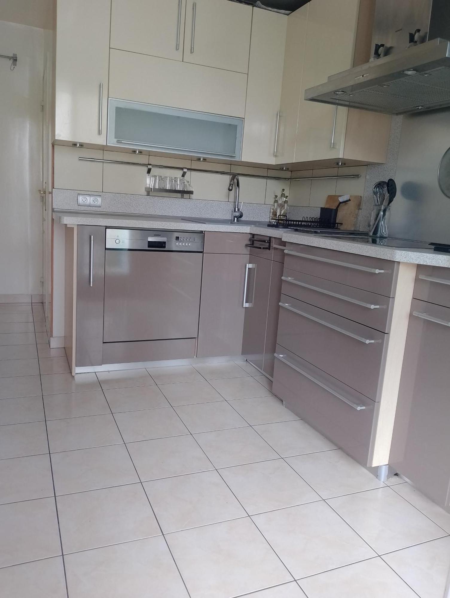 Appartement Residentiel Au Vert Et Au Frais Montigny-le-Bretonneux Εξωτερικό φωτογραφία