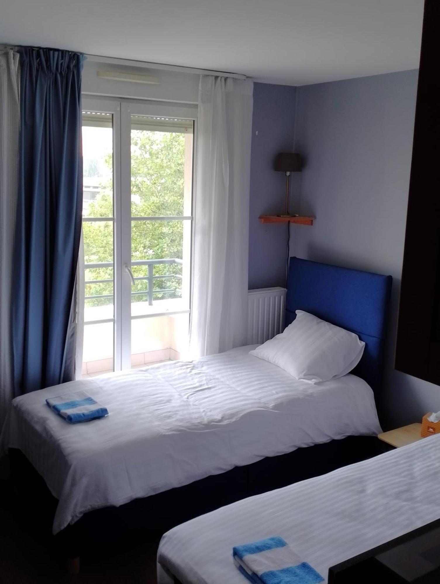 Appartement Residentiel Au Vert Et Au Frais Montigny-le-Bretonneux Εξωτερικό φωτογραφία
